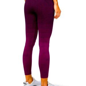 Lululemon  ^ Bordeaux Stripe Womens Sz 2  Ebb to Train Tight